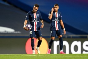 关于今晚巴塞罗那篮球队造点机会——荷甲节点到来，话题不断，临场指挥获称赞的信息