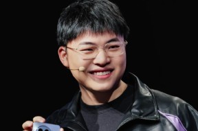 关于Uzi迎来七赛季出色发挥，巴塞罗那观众热烈欢呼！上演精彩一战的信息